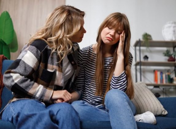 Cómo hablar del divorcio con adolescentes